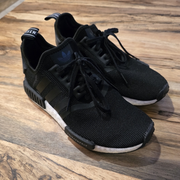 Adidas NMD R1 - Picture 3 of 5